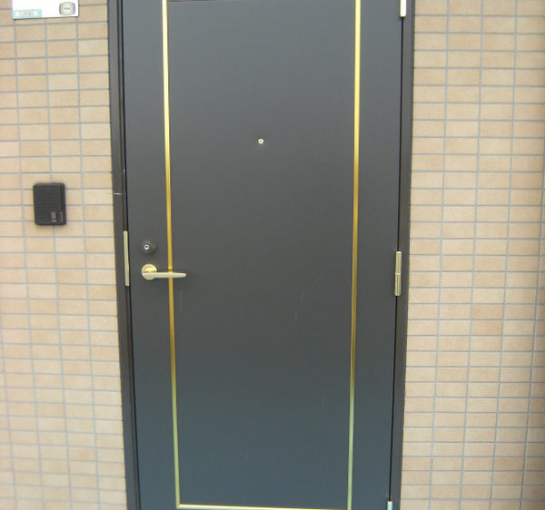【東京都台東区】「GOAL」玄関の鍵交換の画像イメージ