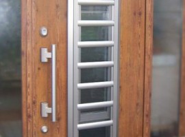 【神奈川県相模原市】「SHOWA(ユーシンショウワ)」トステムの玄関ドアの鍵交換の画像イメージ