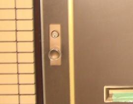 【大阪府泉佐野市】玄関の鍵の開錠の画像イメージ