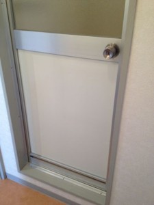 【東京都千代田区】「MIWA」不二サッシの浴室ドアの鍵交換の画像イメージ